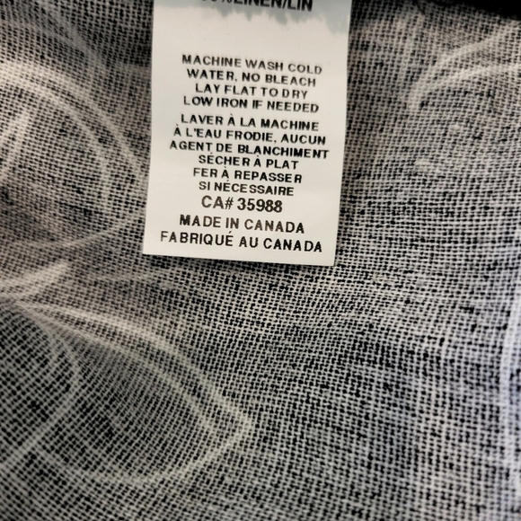 Womans Bellina Made In Canada Black & White Cap Sleeve Blouse SP - Picture 5 of 5